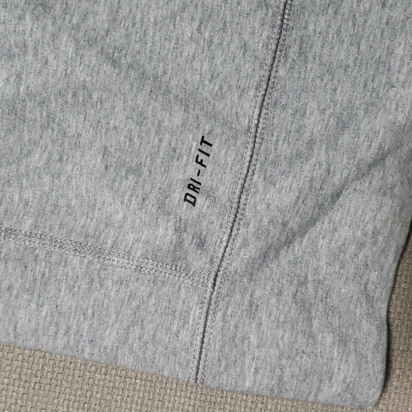 Nike Chicago Bears Off The Shoulder Woman's Long Sleeve  Shirt Gray Size Large - Picture 13 of 15